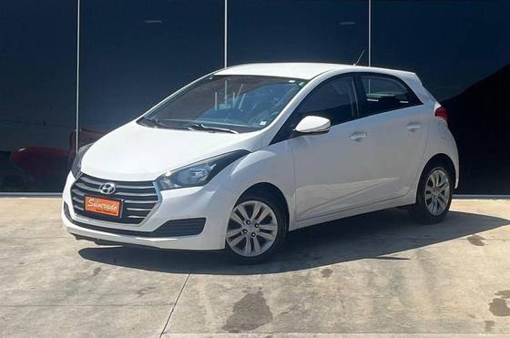 HYUNDAI HB20 1.0 COMFORT 12V FLEX 4P MANUAL